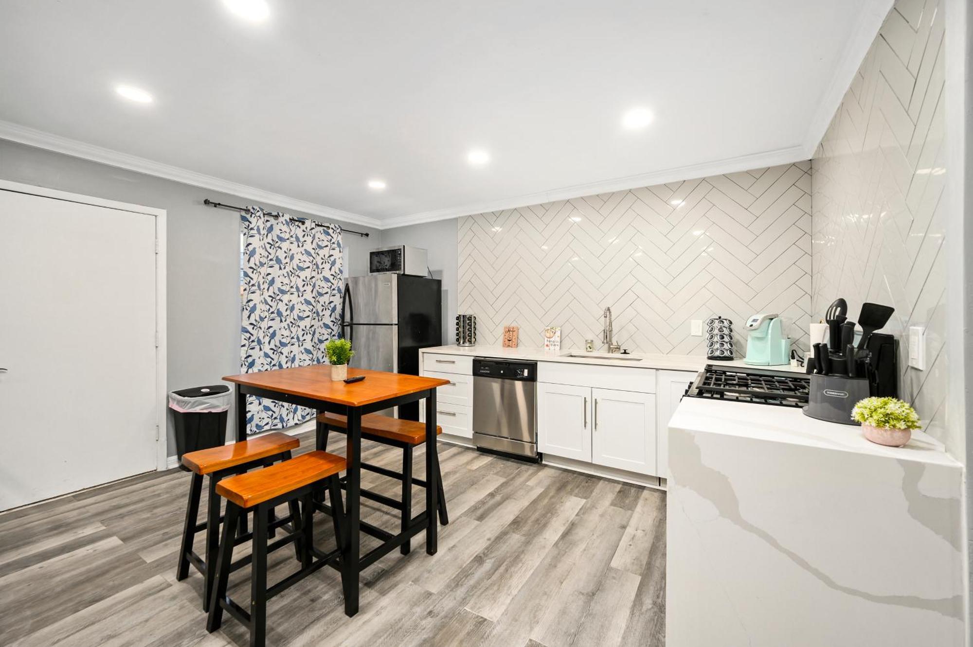 Bright And Modern 1Br Apartment In Central 休斯敦 外观 照片